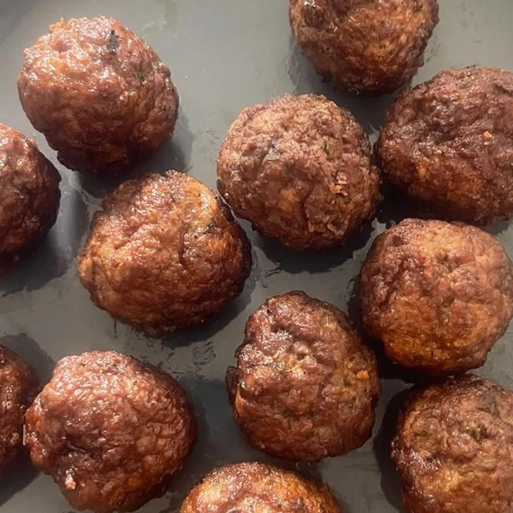 Meatballs with Eggs